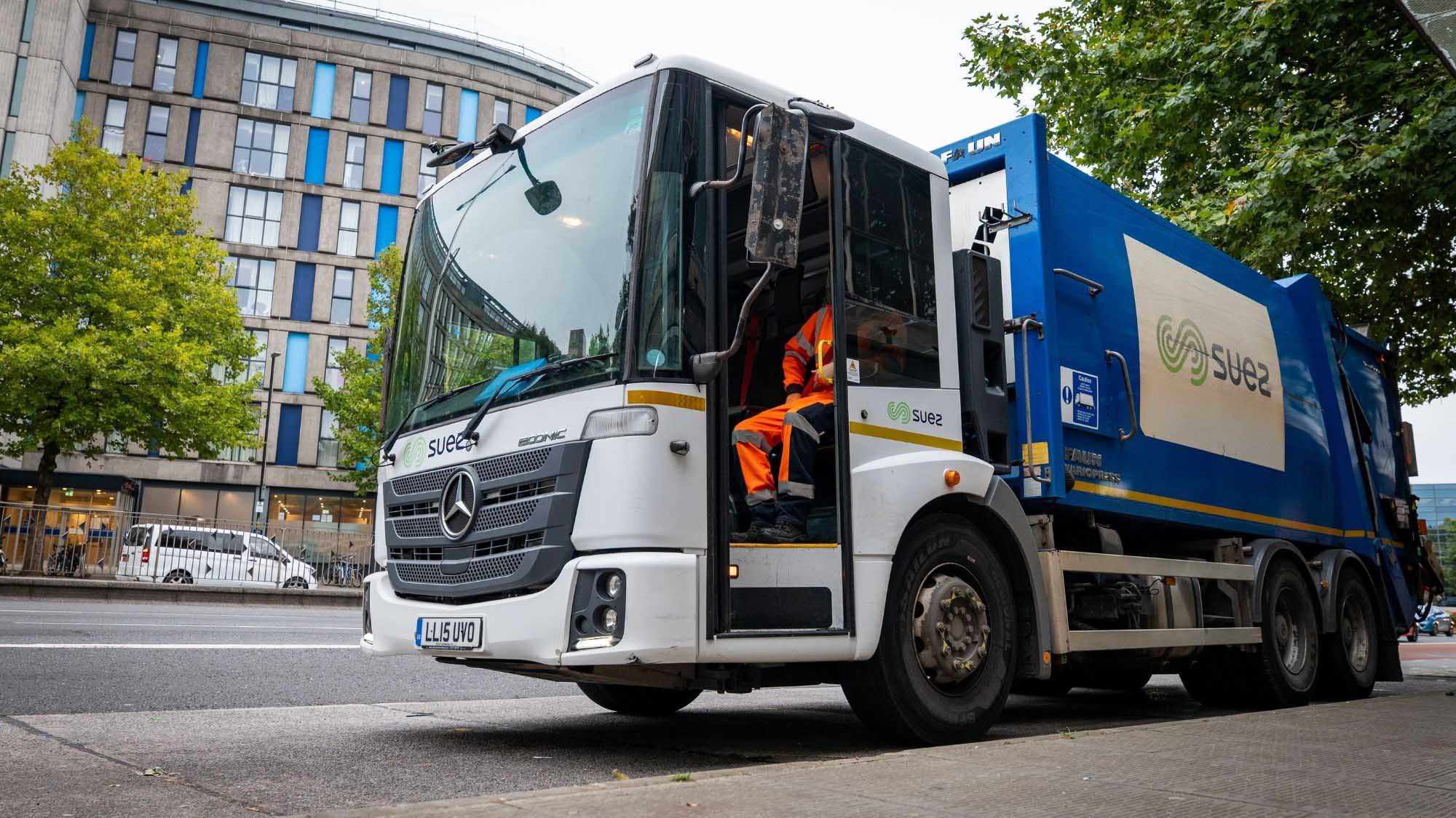 SUEZ waste collection vehicle