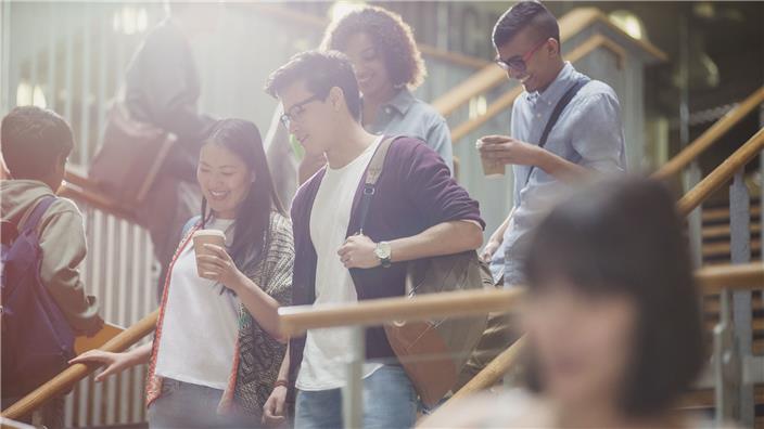 Students 683735773 UK CW