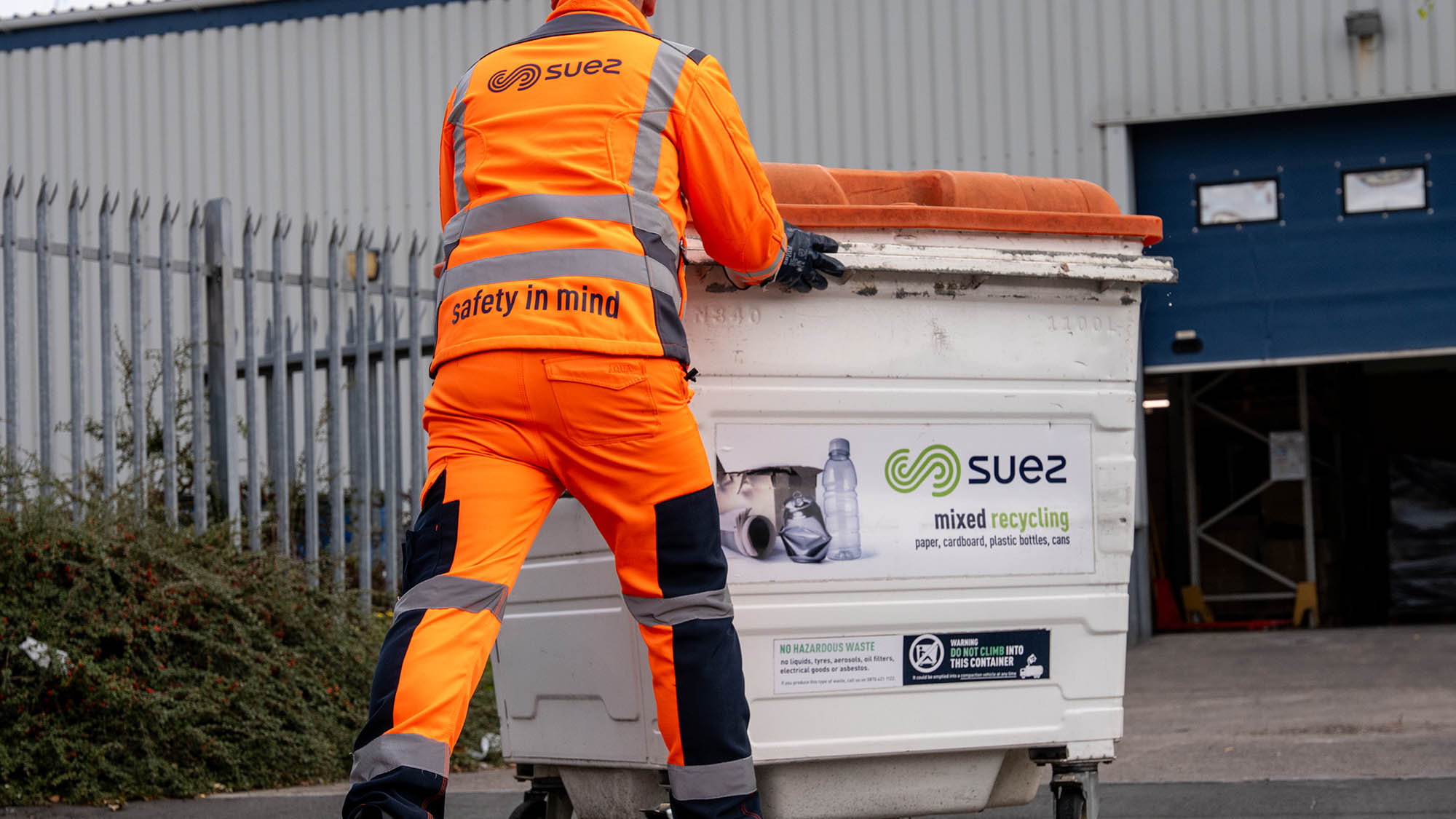SUEZ commercial collections in Bristol