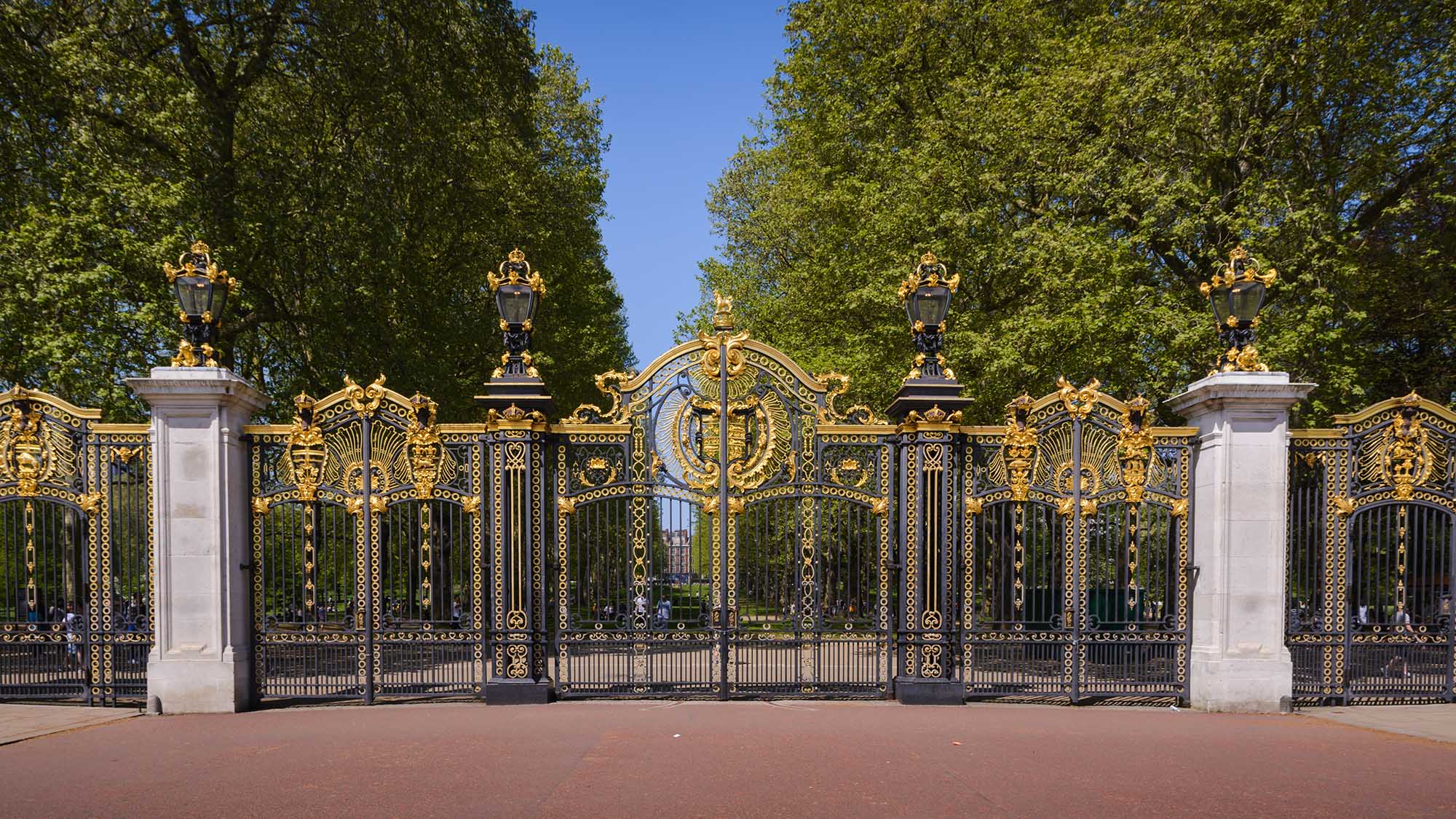 Buckingham Palace gates