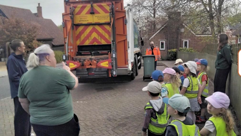 SUEZ visit for nursery group