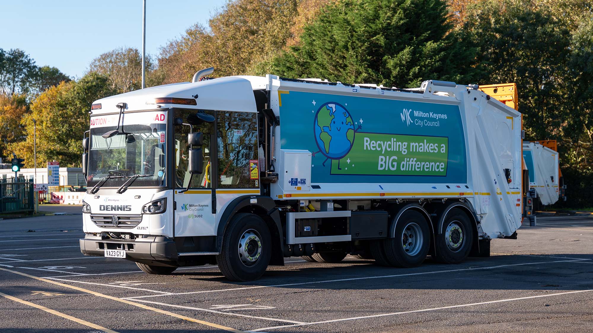 Milton Keynes RCV truck