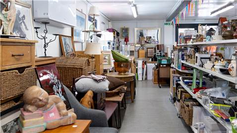 Re-use shop
