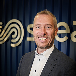Tim Otley | Regional Director Energy South for SUEZ recycling and recovery UK Tim Otley | Regional Director Energy South for SUEZ recycling and recovery UK