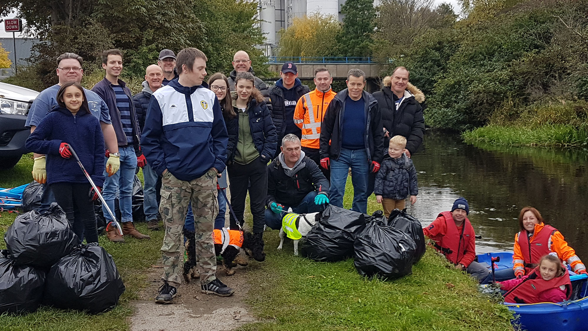 Huddersfield Canal clean up 191020